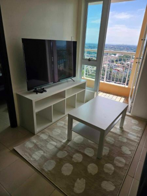 3BR at The Rochester